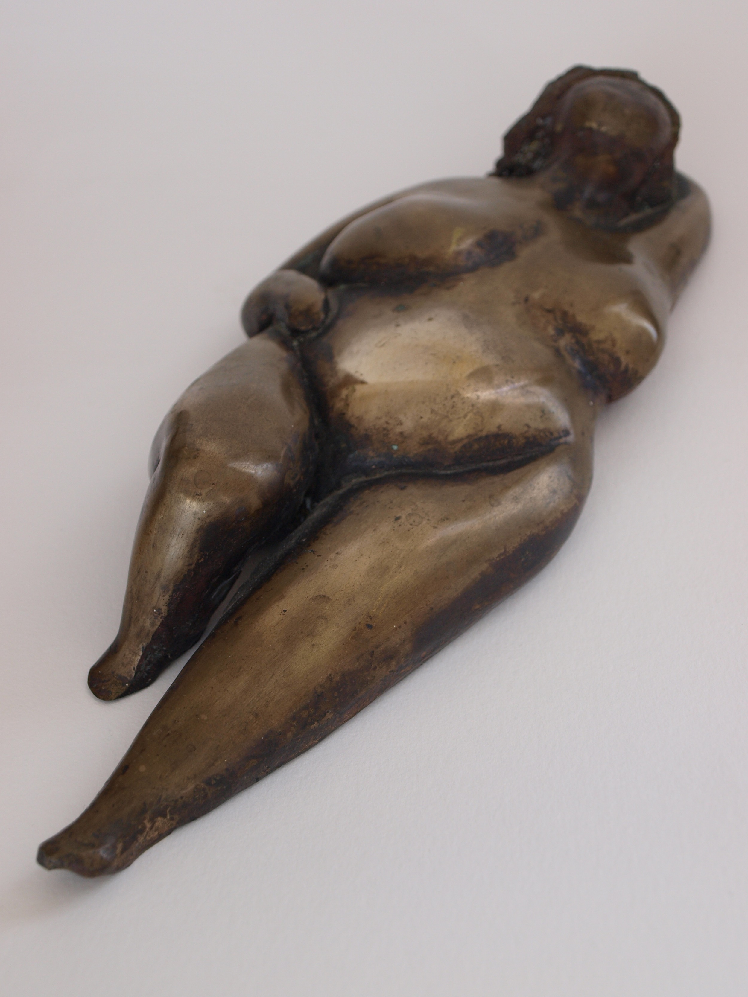 Veronica-Waldburg-Bronze-Skulpturen-Frieda-64