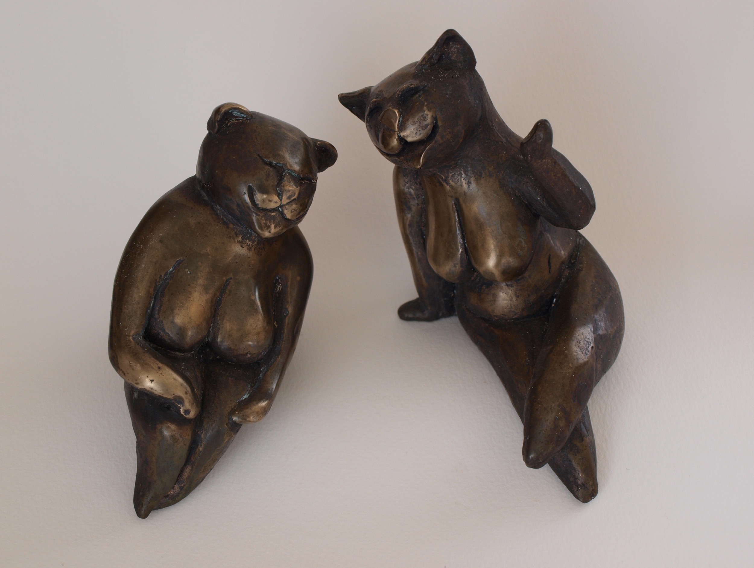 Veronica Waldburg Bronze Skulpturen Mutanten Katzen 1