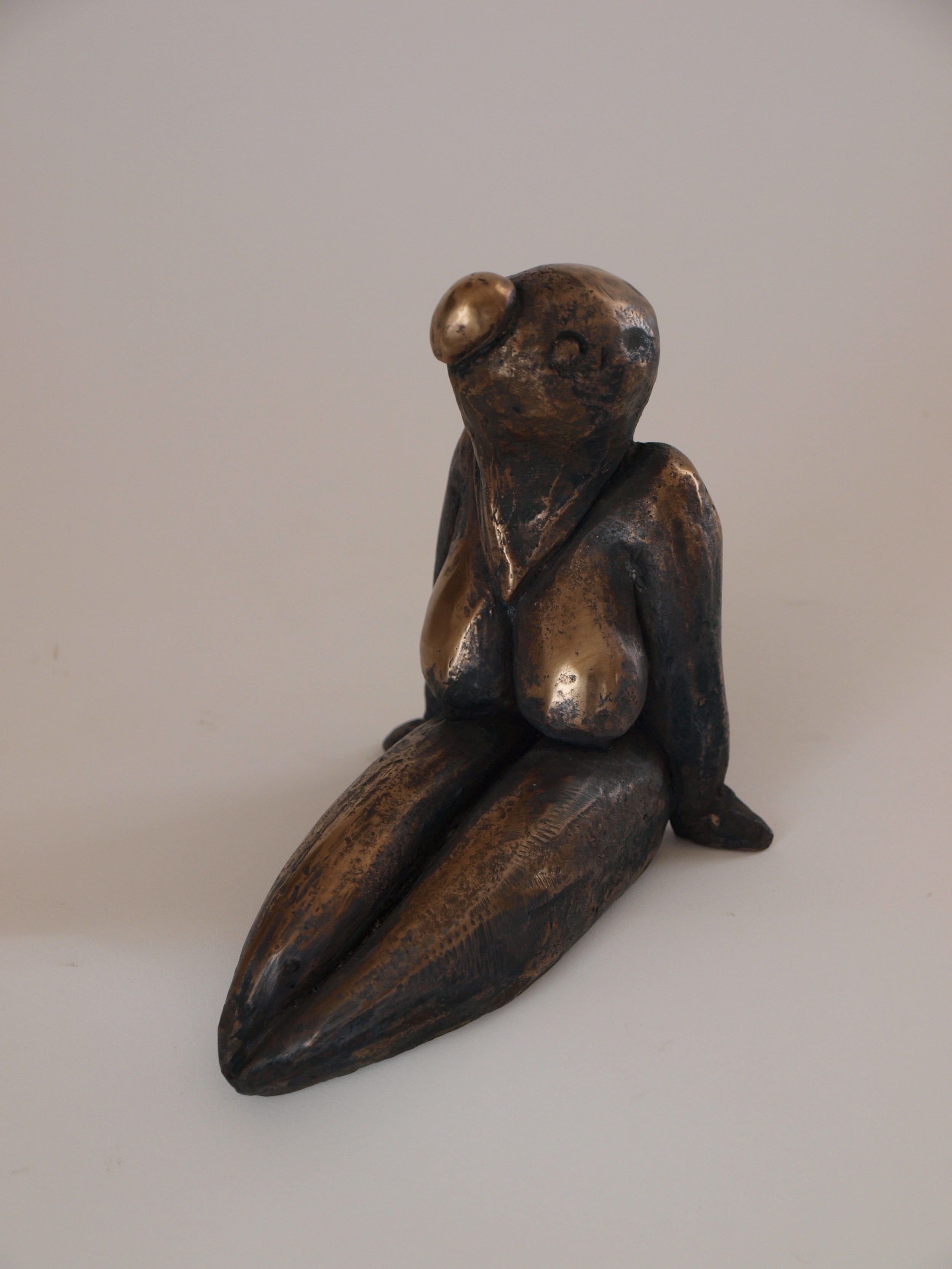 Veronica-Waldburg-Bronze-Skulpturen-Mutanten-Papageifrauen-7